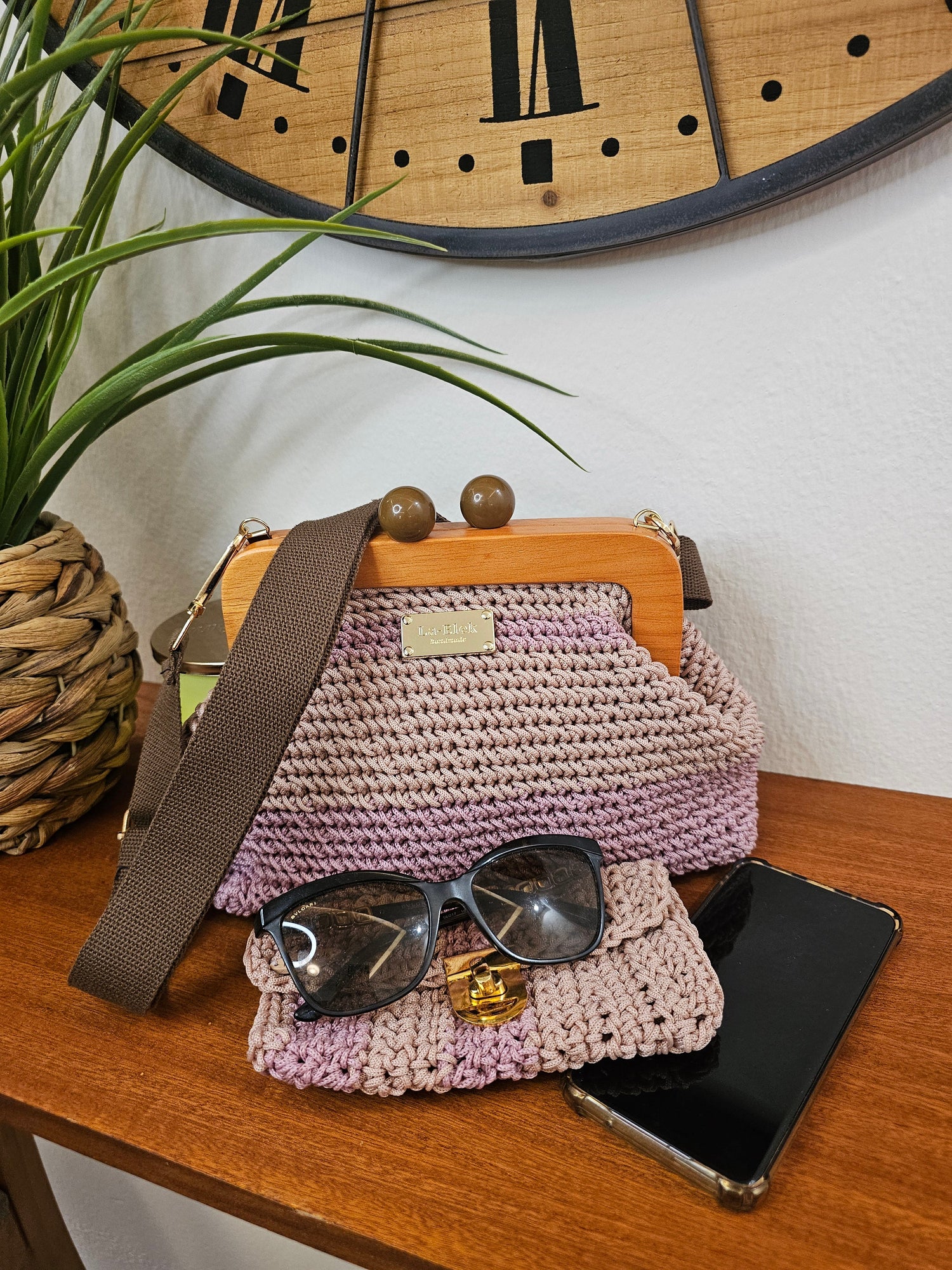 Bags with wooden handles