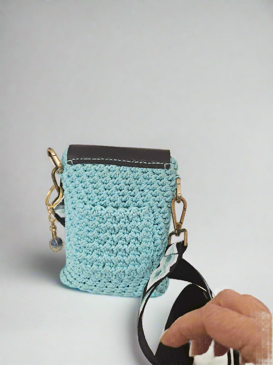 Aqua Cross